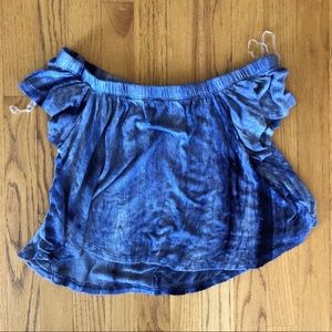 Off the shoulder flowy shirt